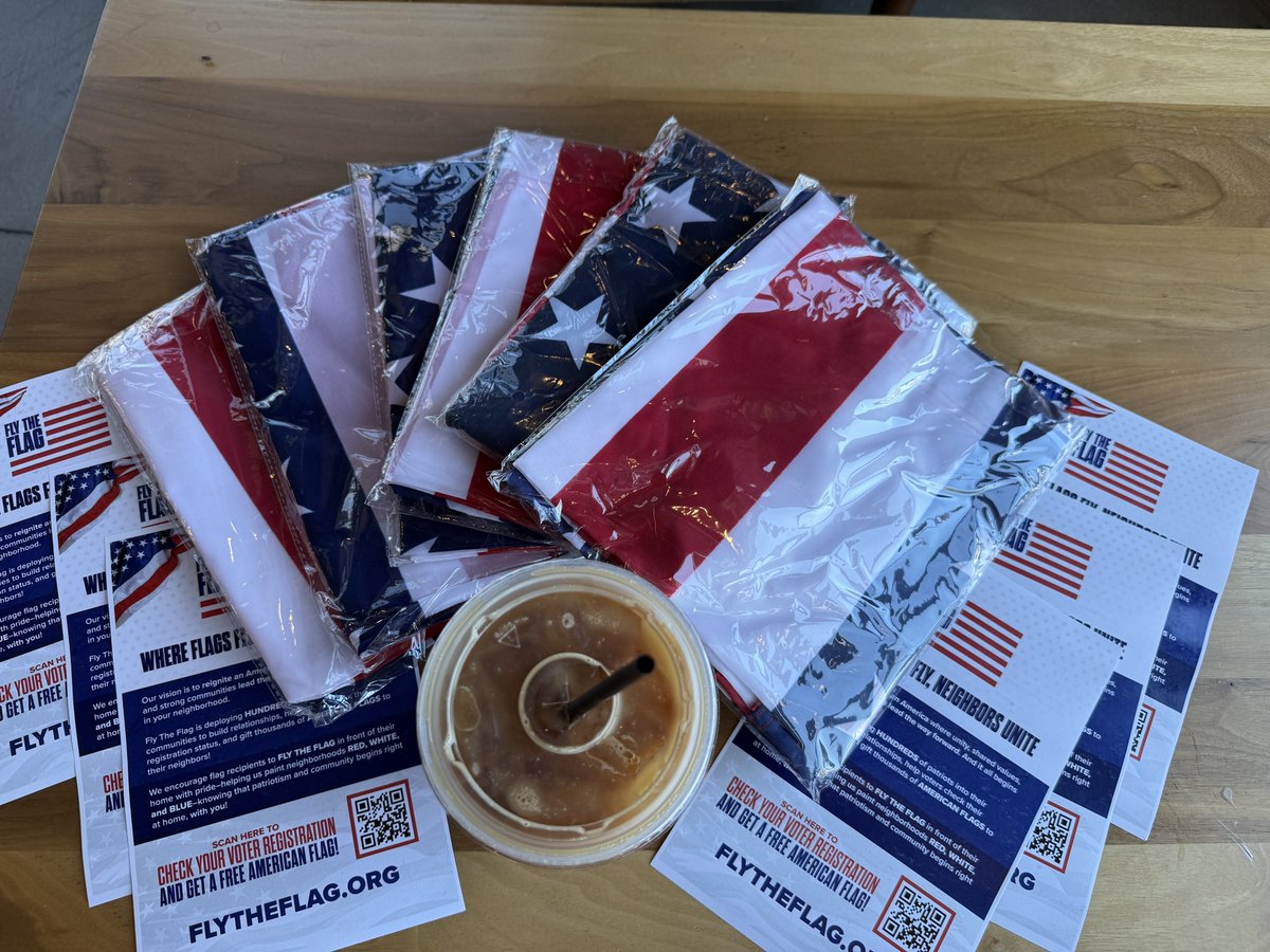 SusieSullivan_'s tweet photo. My favorite way to beat the Arizona heat? Hopping from coffee shop to coffee shop, having real conversations with people in my community. ☕️

There is nothing better than meeting new people, hearing their stories, and making sure everyone is registered to vote.

#flytheflag
 
|@TPUSA | @tpusastudents |
