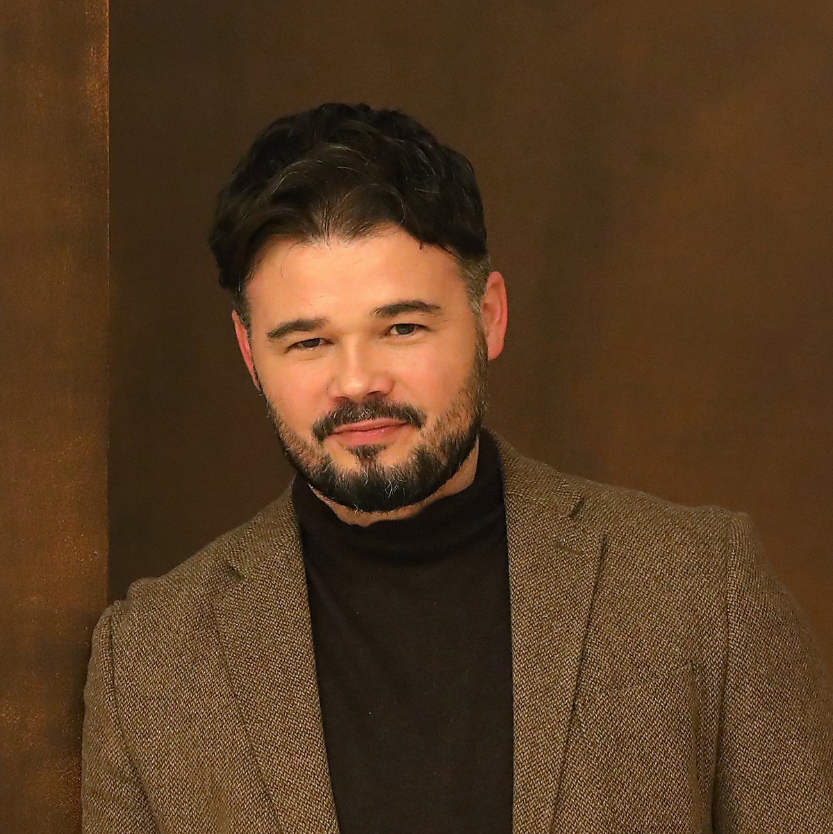Formula_Music's tweet photo. ¿A QUIÉN VOTAR��AS COMO PRESIDENTE DE ESPAÑA? 🤔

🔄 Gabriel Rufián
❤️ Pedro Sánchez 
🗣️ Núñez Feijóo 
🗣️ Santiago Abascal https://t.co/7hY8ljOdHU