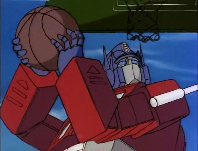 GalvStudios22's tweet photo. Optimus playing basketball needs to be normalized https://t.co/1FbxwTRV2M