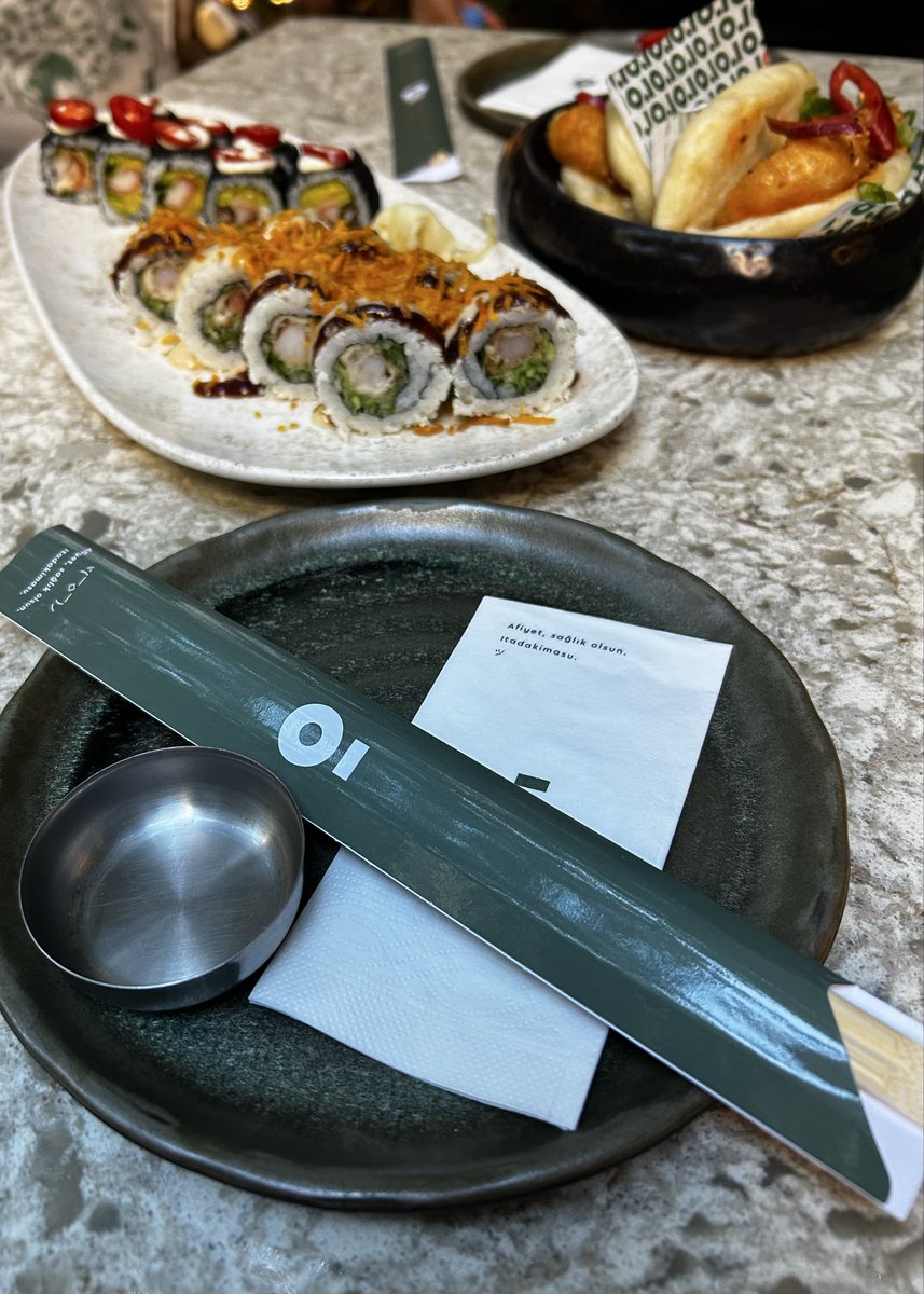 devilinsideus_'s tweet photo. kadıköy sineması, the odyssey, sushi date, moda sahil https://t.co/OkTHudj7Ab