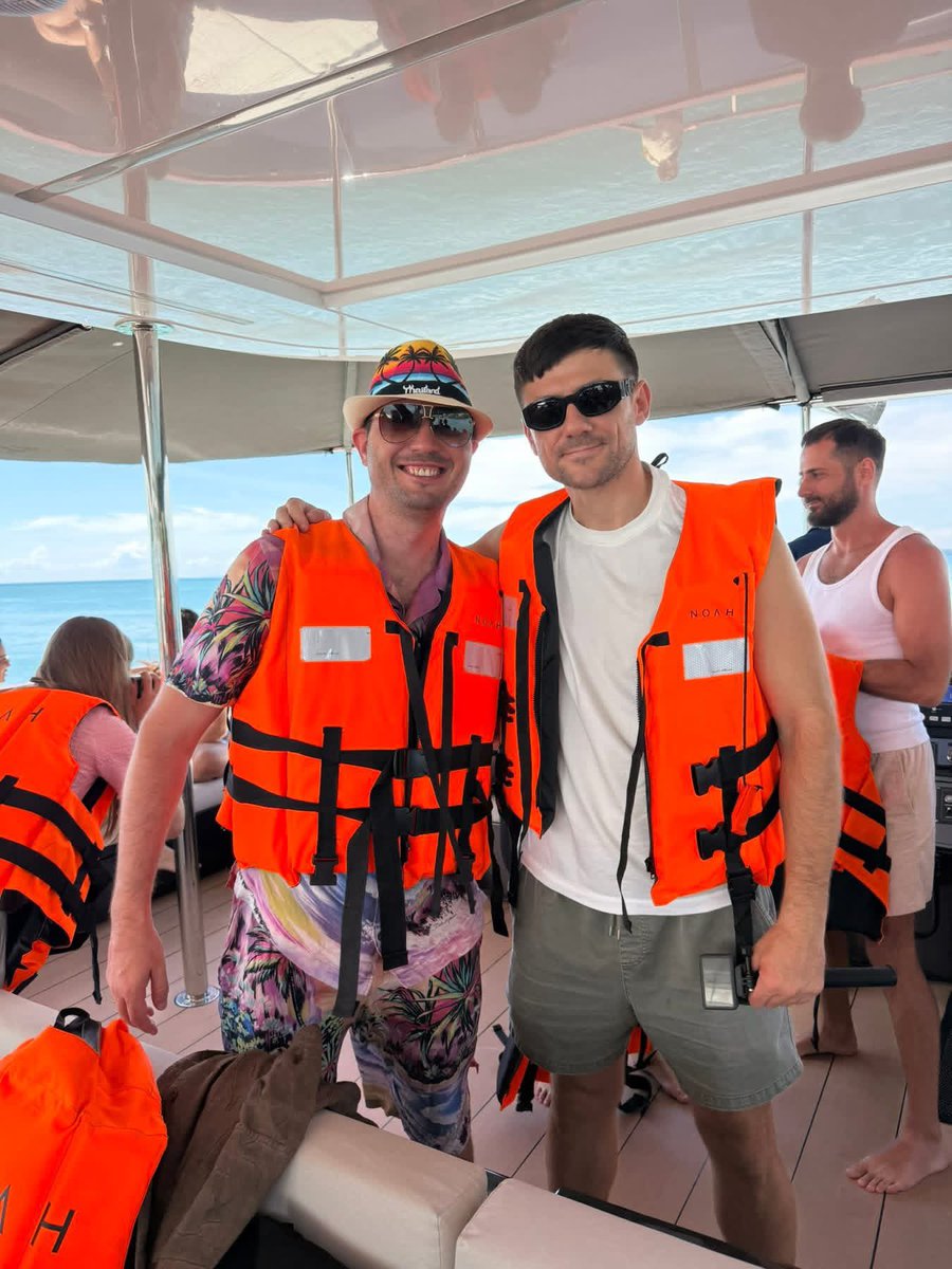 CoachRyan360's tweet photo. Blessed to be on the mega yacht visiting the beautiful Phi Phi islands, surrounded by high level entrepreneurs, bloggers and real estate investors. We snorkeled around the island, danced to amazing DJ music, jumped from 
the yacht to the water and have had deep conversations. https://t.co/4cUe5Kewz7