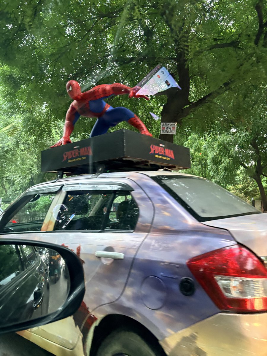 ankrute's tweet photo. @OocTobeyM Got him riding a 🚕 #brandnewday https://t.co/Bhm5J9gG3M