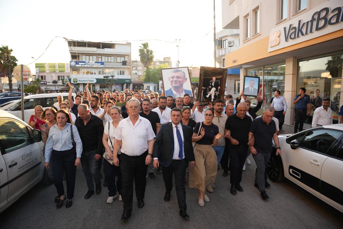 Ovunc_Demir's tweet photo. Veda etmiyoruz, iktidara yürüyoruz!

Yürüyelim Arkadaşlar.. https://t.co/G6OBfmVbwt