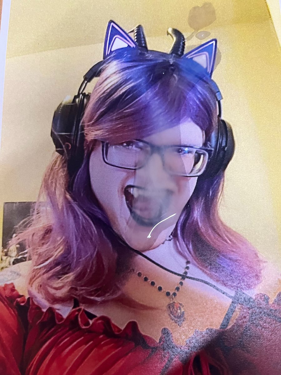 JoyAmazonian's tweet photo. Ahhhh doesnt my face look so food covered in cum? A lovely follower gave me permission to show this off 💕

(Thank you for sacrificing your color ink in your printer lol 🤭💕) https://t.co/PnrmIHCOL1