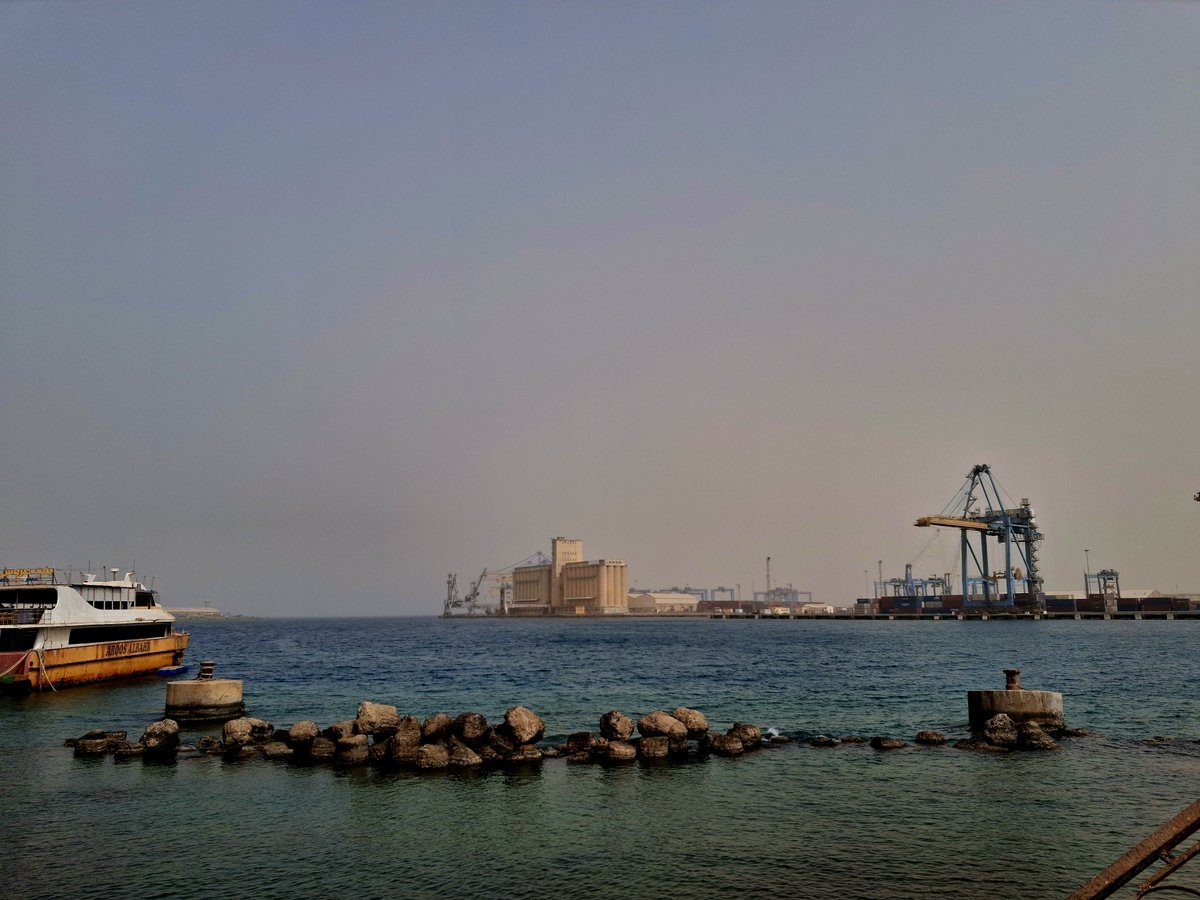 sionsonoist's tweet photo. Portsudan. https://t.co/11T8ND0FwK