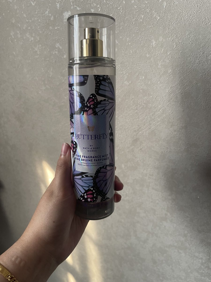 lycoriusradiata's tweet photo. koleksi pribadi semua ya! bisa oren pastinya, harganya ada di alt yaaa

tags. wts wtb parfum parfume highend high end armani dior bbw body mist reef https://t.co/Uojk2ZbPoa