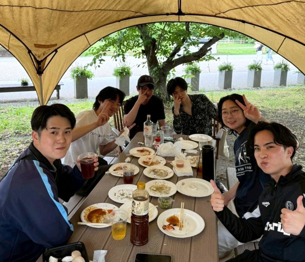 arszaraa's tweet photo. グリーン車の民度低すぎ！
平日の通勤時間帯は感じたことないのに、無銭乗車多すぎるよ
バレたら移動すればいいくらいな感じなんだろけど、とっても気分悪い https://t.co/AveyFwU4bv