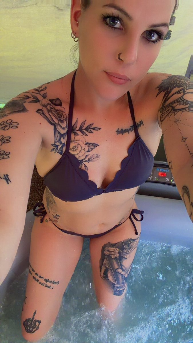 annesspicy's tweet photo. Selling content hmu https://t.co/jIY7SWtVcd