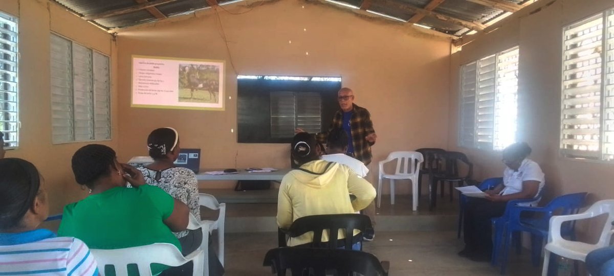 osamrd's tweet photo. AÑO INTERNACIONAL DE LA AGRICULTORA
SAN JUAN, 29-7-26.– La Oficina Sectorial Agropecuaria de la Mujer (OSAM/M RURAL), del Ministerio de Agricultura, realizó un taller sobre crianza y producción ovino-caprina https://t.co/kLB8TpSXD1