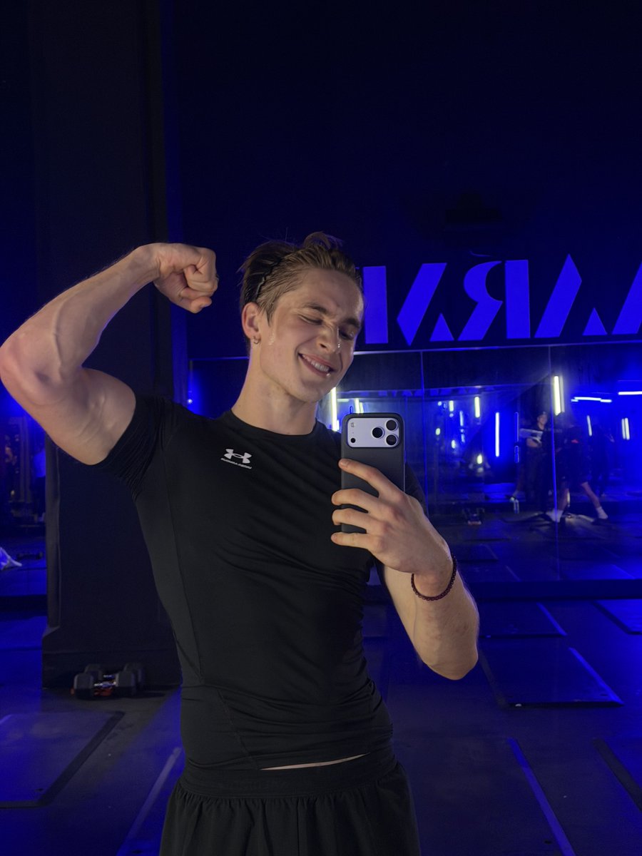 olivermuhl's tweet photo. One rep at a time https://t.co/vZzOkt4dbB
