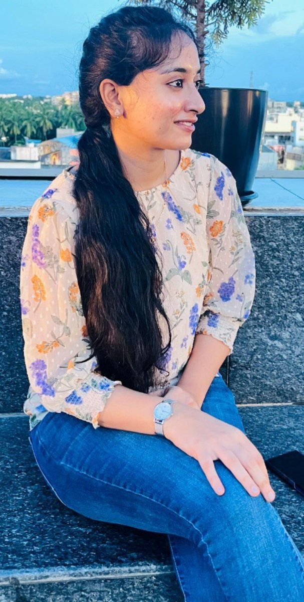 Black_Bull143's tweet photo. Follower hot frd lanja face chustena madda lechindi dusky lanja, na cum motham face mida poyali, deguthu dini face chuste inka kasi ga degochu
Comment lo kasiga dengandi lanja ni https://t.co/VKlsbg3Gio