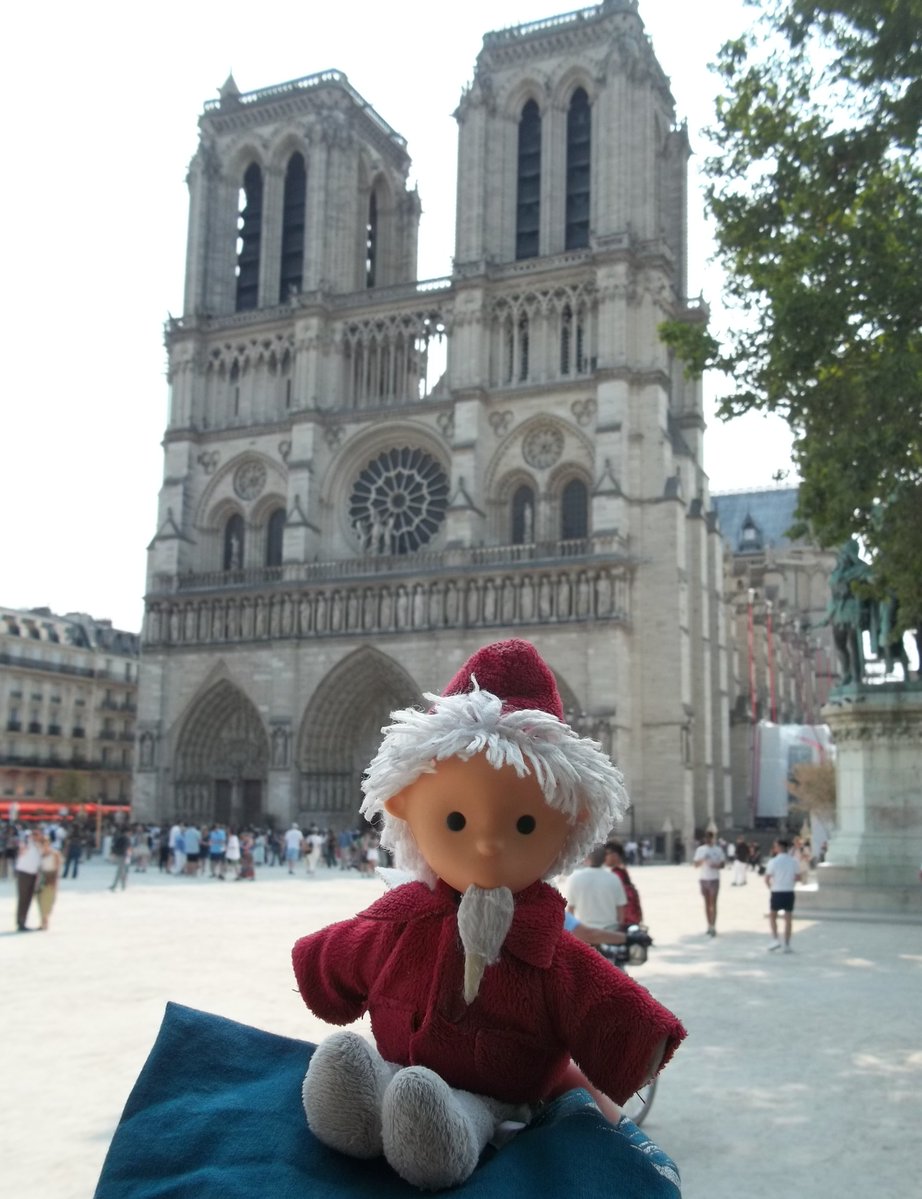 ThomasBartels83's tweet photo. Unterwegs in PARIS ๐ผ๐ซ๐ท๐๐๐๐ณ๏ธ๐ฅฐ๐ธโ๏ธ๐๐ฑ๐ฅ๐นโ๏ธ๐โจ
Kathedrale Notre-Dame de Paris โช๏ธ๐๐๐งโโ๏ธ๐โจ
#Paris #NotreDame #NotreDameDeParis #Paris2026 #ThomasBartels #Sandmann #Sandmรคnnchen #Juli2026 https://t.co/GK9KYrmagL