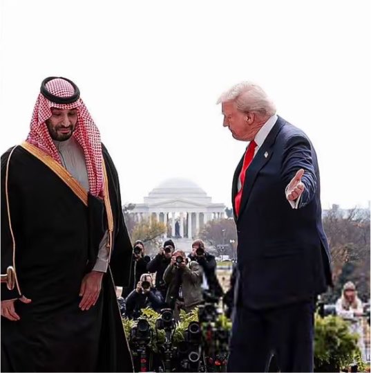 iiuille's tweet photo. والله لو يزعلون البصرة و أهل العراق 
أنت القمر و النجوم ✨ https://t.co/Khi2uK2yQA
