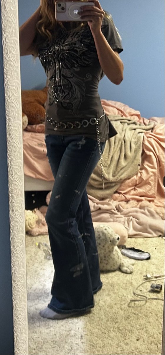 Woop72728819494's tweet photo. Guys the fit is harddd
(I’m hikey a basic white girl and don’t dress like this but I like itt) https://t.co/iPkCaAvLuH