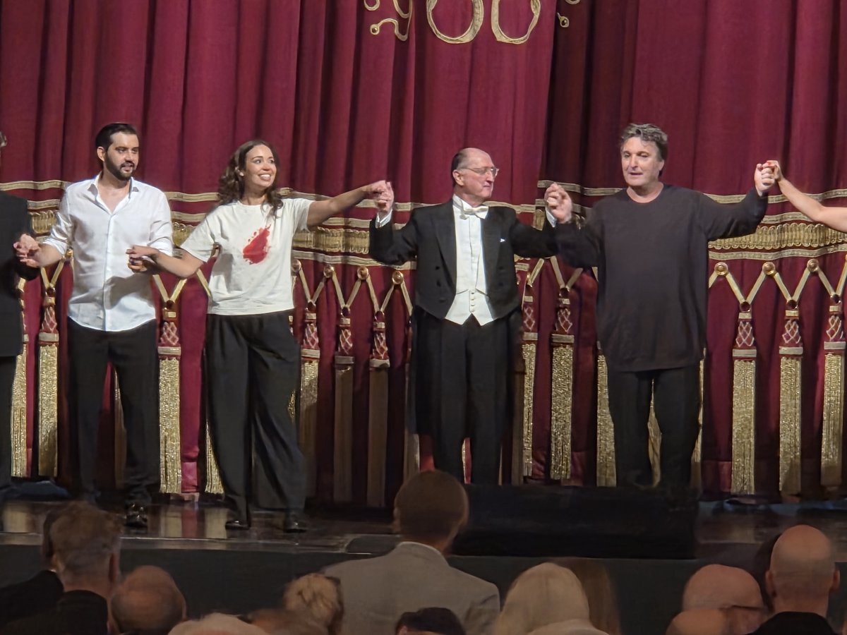 1870_Nautilus's tweet photo. #Oper Mit dem gestrigen "Rigoletto" im Nationaltheater gingen für mich die Münchner Opernfestspiele zu Ende. Vor allem dank @nadinecsierra und @TezierLudovic eine absolute Sternstunde des #Verdi-Gesangs. https://t.co/KktrkeDSZJ