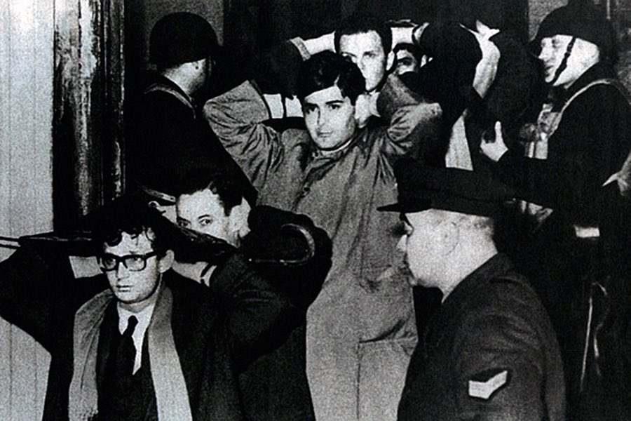 MartinSoria_'s tweet photo. A 60 años de la Noche de los Bastones Largos, recordamos un ataque brutal contra la Universidad Pública argentina. 

La memoria nos guía: defender la educación, la ciencia y el conocimiento es defender el futuro de nuestro país 🇦🇷 https://t.co/bLD0IyJEsY
