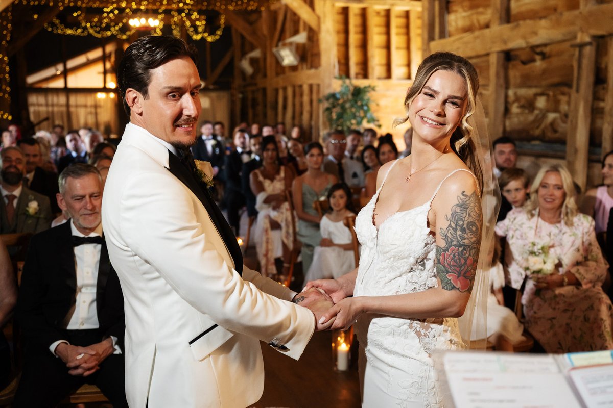 andysidderspics's tweet photo. Rosanna &amp; Jon's beautiful wedding at Silchester Farm.
You can view more from their wedding here: https://t.co/c0HmskLgIx https://t.co/ShsVqvZaZf
