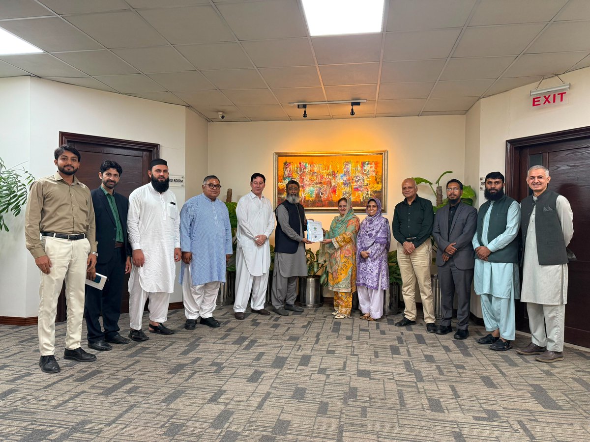 PPL_Corporate's tweet photo. PPL has collaboratedwith HDIP&amp;CentralizedResource Laboratories,UoP for ongoing integ subsurface investigations of IndusOffshore to deepen understandingof🇵🇰's OffshorePetroleum Systems&amp;Prospectivity.Findings shared by CRL&amp;HDIP at a session chaired by PPLGMEArshadPalekar at Isloff. https://t.co/flytT9zyoz