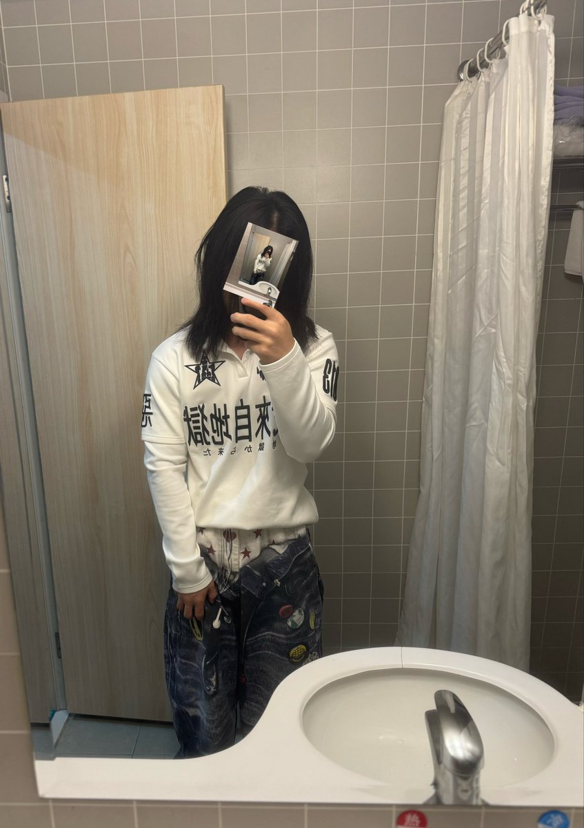 AAAkenny7's tweet photo. 🚬 https://t.co/yzhJV74i9h