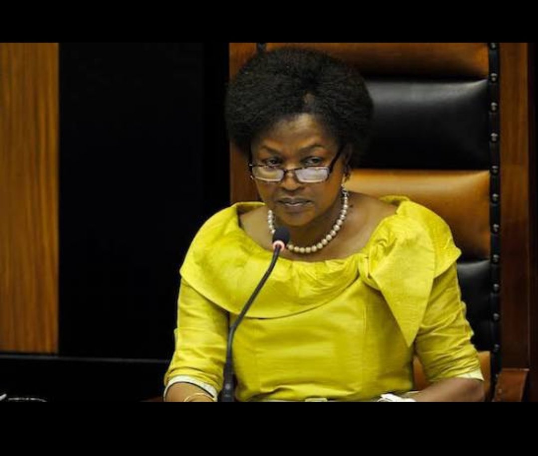 malomesma's tweet photo. @MbhazimawaGaza Honorable members I have no choice but to call....
SERGEANT AT ARMS 
SERGEANT AT AAARRRRMS
PLEASE..., https://t.co/ohRrgs3eqF