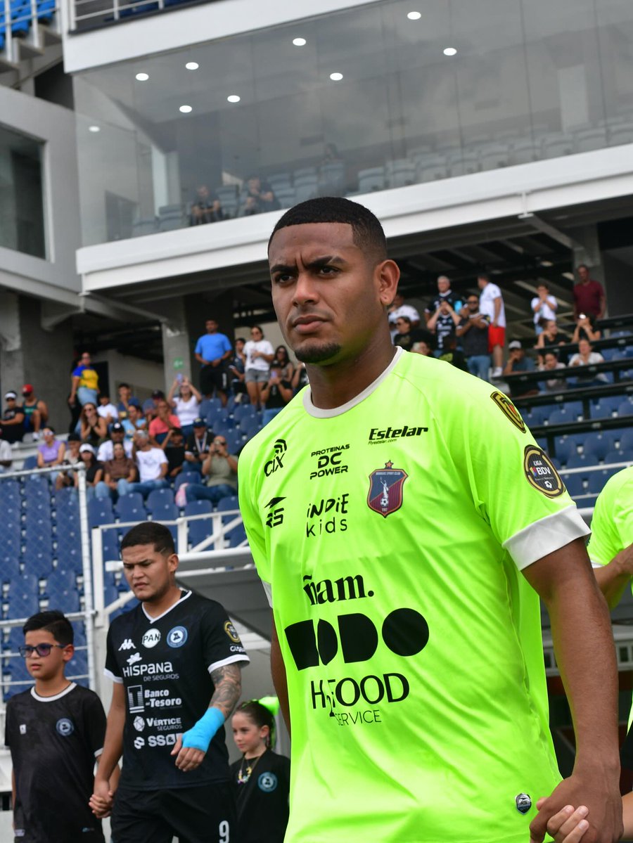 MarioSanchezVe's tweet photo. El mediocampista Jeferson Caraballo ya es nuevo jugador del Deportivo Táchira.

Su último equipo fue Monagas SC en donde estuvo los últimos 2 años y medio, casi siempre a buen nivel. https://t.co/tXr95rphLf