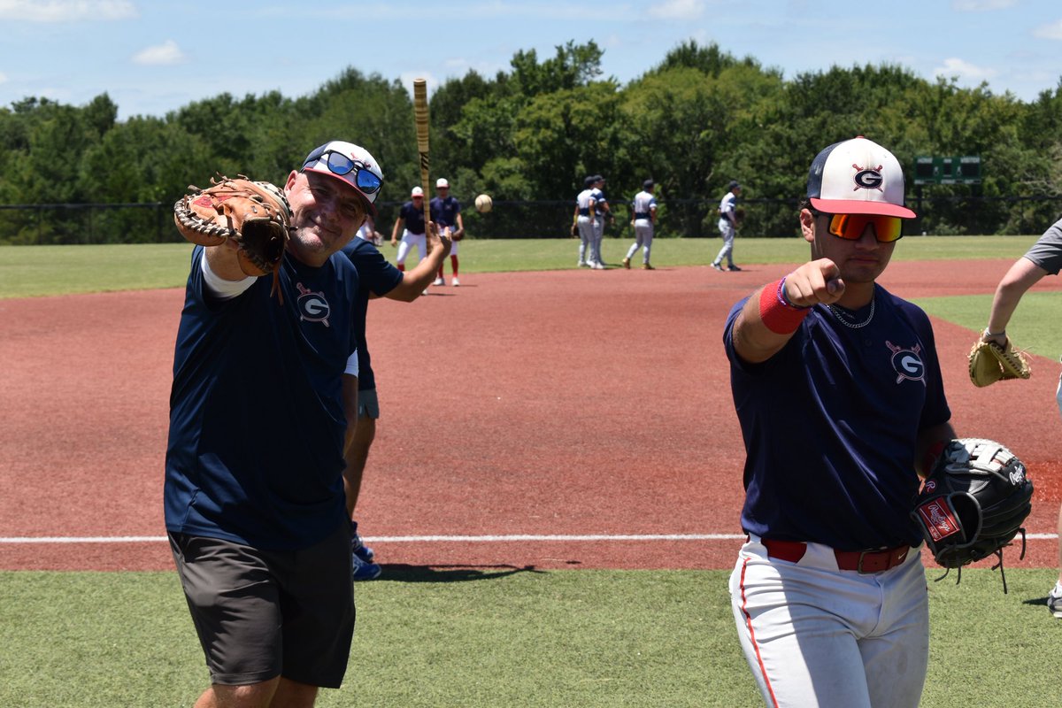 GladiatorsKaty's tweet photo. Another great summer in the books!! Thank you to all the parents and coaches for your efforts this summer! Lastly, thank you to the seniors, and can’t wait to see what y’all accomplish. Let’s have an even better fall! Big Things Coming!! 🔥🔥 https://t.co/u4hSiRmOyv