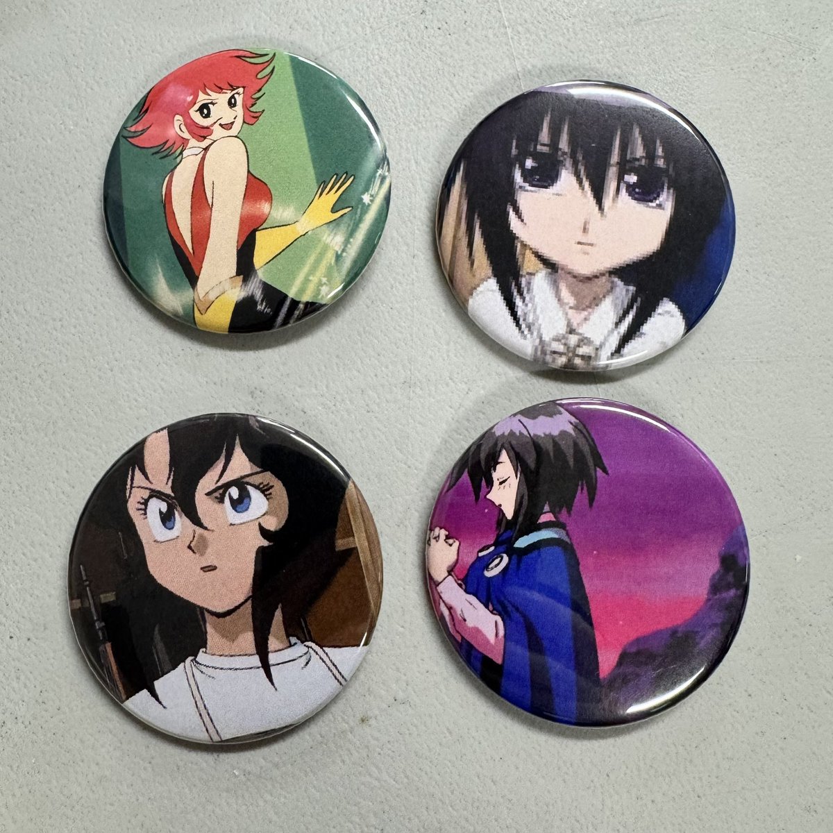 coolerkhilts2's tweet photo. Some pins I got from my manager at work today.

#CutieHoney #BambooBlade #GunsmithCats #OutlawStar https://t.co/uiMzHO5x81