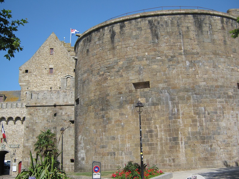 mkbeti's tweet photo. Saint Malo juli 2026 https://t.co/9QuaTRy8GU