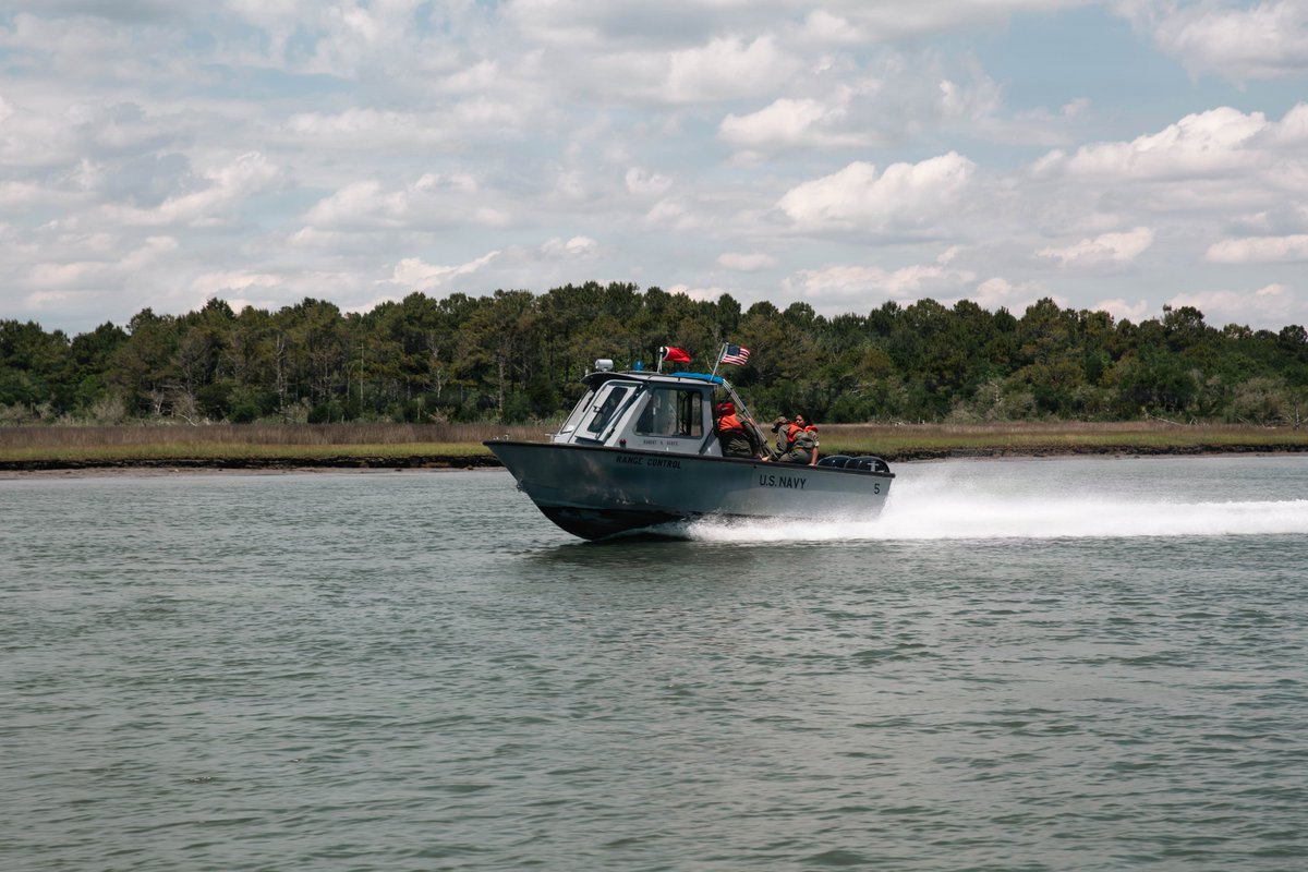 ArmyERDC's tweet photo. ERDC researchers have developed an underwater blast shield that could significantly improve how dangerous unexploded munitions are managed.

https://t.co/TCsw4e3kQ6 https://t.co/LZYRmRzZkR