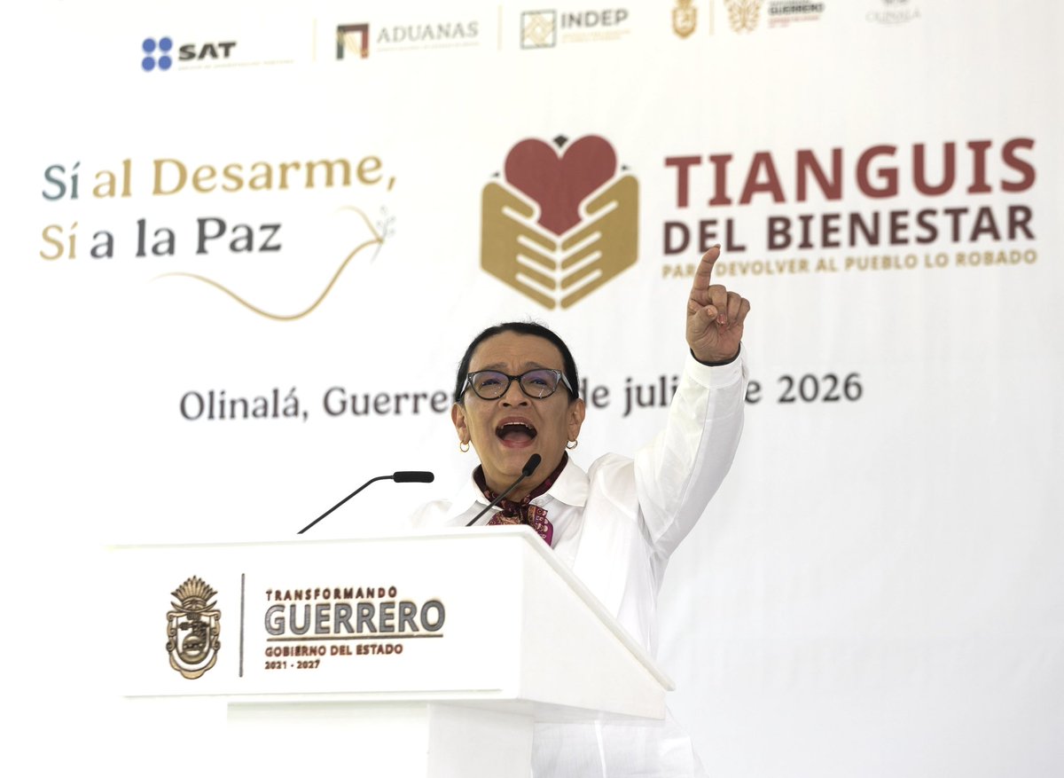 rosaicela_'s tweet photo. #Hoy estuvimos en la Montaña Alta de #Guerrero, donde reafirmamos que la paz se construye atendiendo las causas de la violencia; por eso llevamos el #TianguisDelBienestar, para devolverle al pueblo lo que por derecho le corresponde, mediante la entrega gratuita de artículos nuevos de primera necesidad incautados en aduanas del país. 🇲🇽@Claudiashein @Defensamx1 @ONUDHmexico @EvelynSalgadoP @RocioBarcenaM @arturomedinap