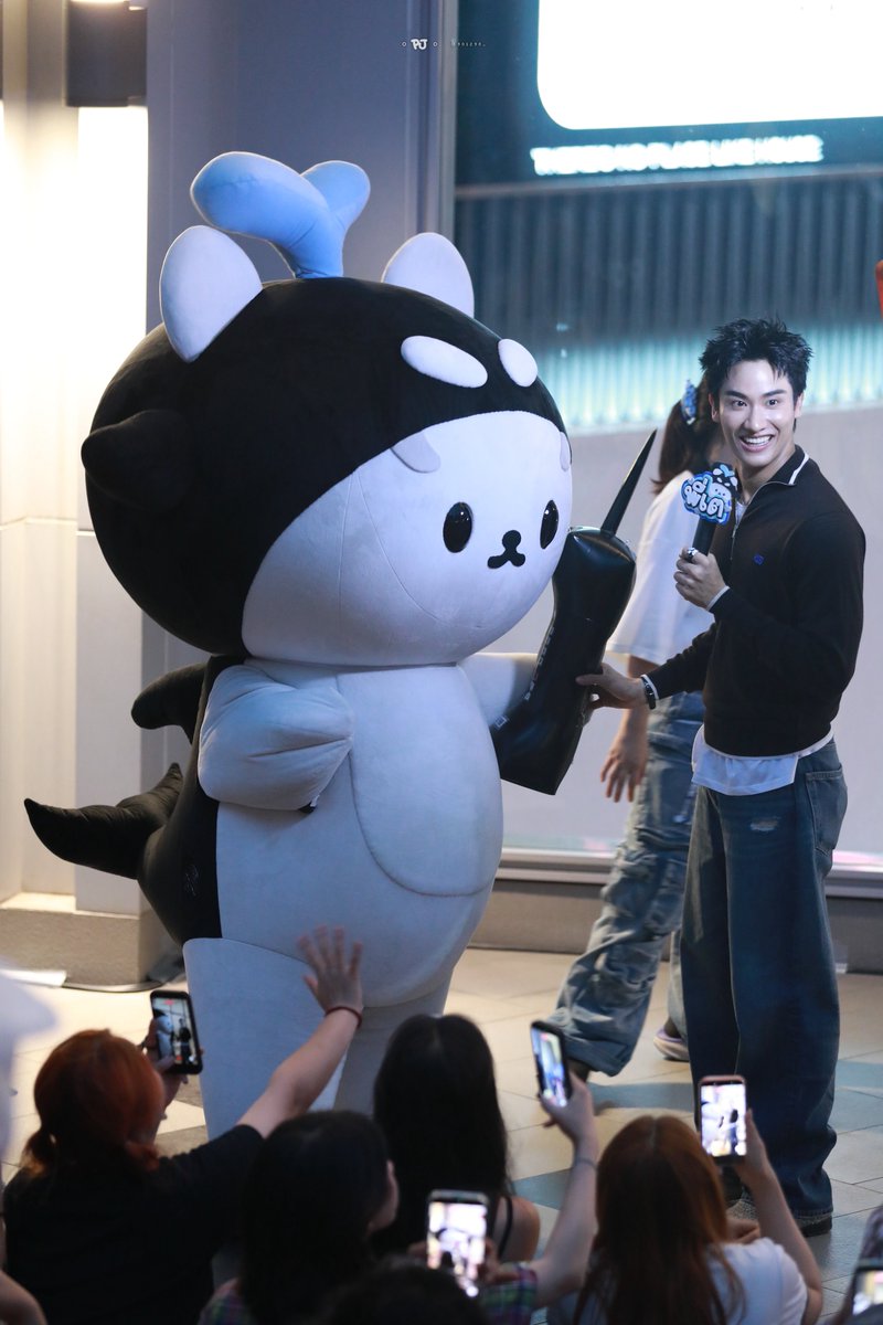 901298_'s tweet photo. น่ารักกกกกกกก♡

TAYNEW POLCASAN FAMSIGN

#งานมหกรรมนิยายนานาชาติ2026xTayNew
#เตนิว #POLCASAN https://t.co/pJvL9WN3V0