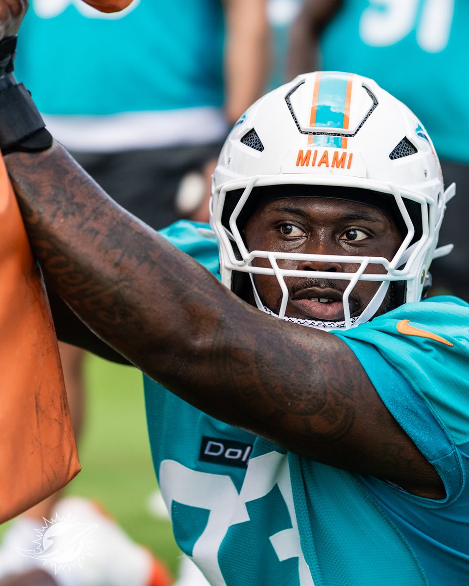 MiamiDolphins's tweet photo. Camp is in session ⛺️ https://t.co/0OpoOVevFh