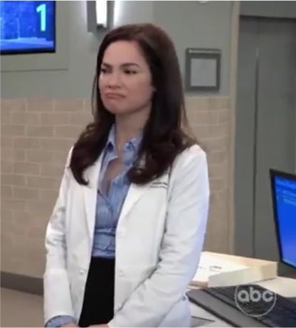 soaptopias's tweet photo. Time to ask Willow more questions hehe 😉 Nobody is believing this nonsense #GH #GeneralHospital #ABC https://t.co/jGkEr5GMl1
