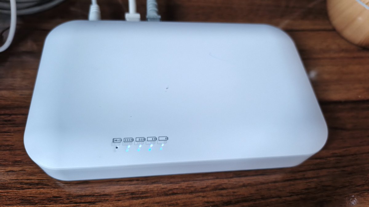 abrahamomojowo's tweet photo. @AirtelNigeria @Airtel_Presence The indoor receiver 

@Gistloversblog1 @originalproflle @GistLovers https://t.co/A708Ygqq1c