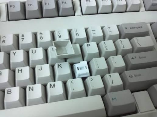 hajek_jaromir's tweet photo. i cant believe this. Here is my mechanical keyboard EPSON with missing spacebar 👀😱😭 https://t.co/eeuHe1Xqg4