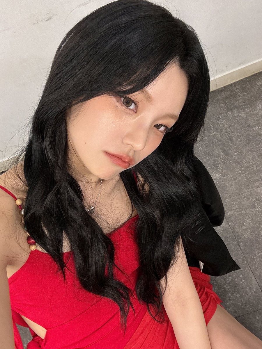 aetzy_4life's tweet photo. Yeji https://t.co/kqXsKJISwe