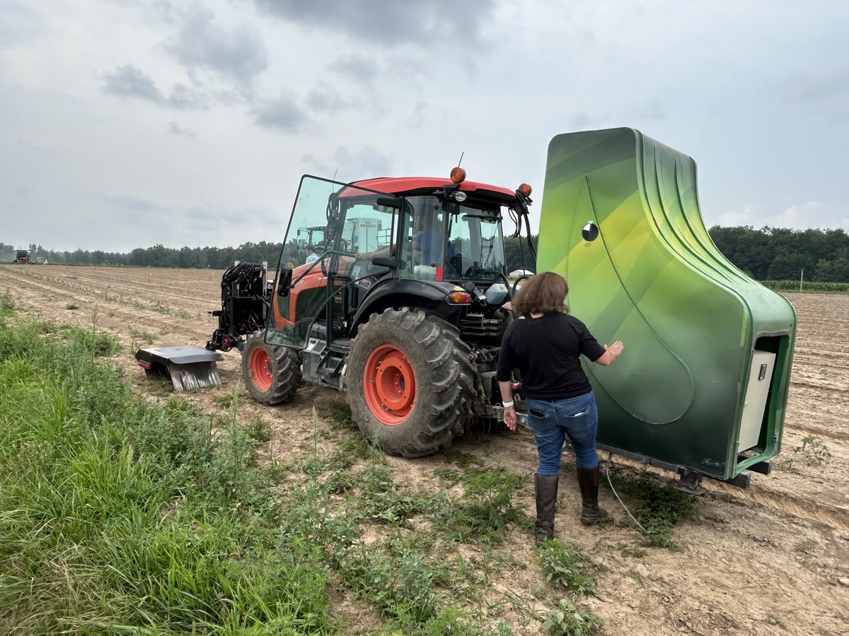 reservoirfarms's tweet photo. Two days at @Cornell  confirmed it: rare depth in ag science, engineering, and entrepreneurship, all in one place. 

Grateful to @KarkeeManoj's Ag Robotics Lab, Rootline Robotics (2026 @farmroboti57211 grand prize winners), @CornellAgriTech, and @revIthaca for hosting @bernsteind and @rickstephens01