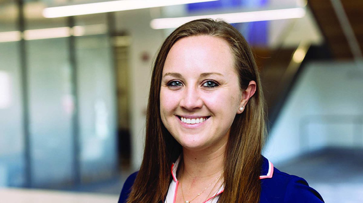 LPItoday's tweet photo. As #NationalInternDay approaches, we are celebrating the impact and legacy of the LPI Summer Intern Program in Planetary Science. Kelsey Prissel, a 2013 LPI intern, is now an Assistant Professor at Purdue University. Read LPI’s interview with Kelsey: https://t.co/DfapYJunuM https://t.co/LaOYYQeO1J