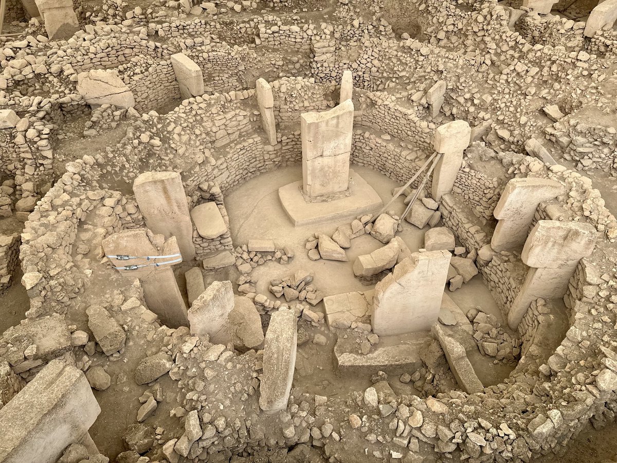 BrightInsight6's tweet photo. This question perfectly sums up the ~11,600yr old mystery of Gobekli Tepe https://t.co/hknUq2y31c