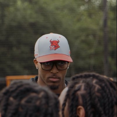 Coach__Jaytee's tweet photo. #NewProfilePic https://t.co/q8Jwc99Uki