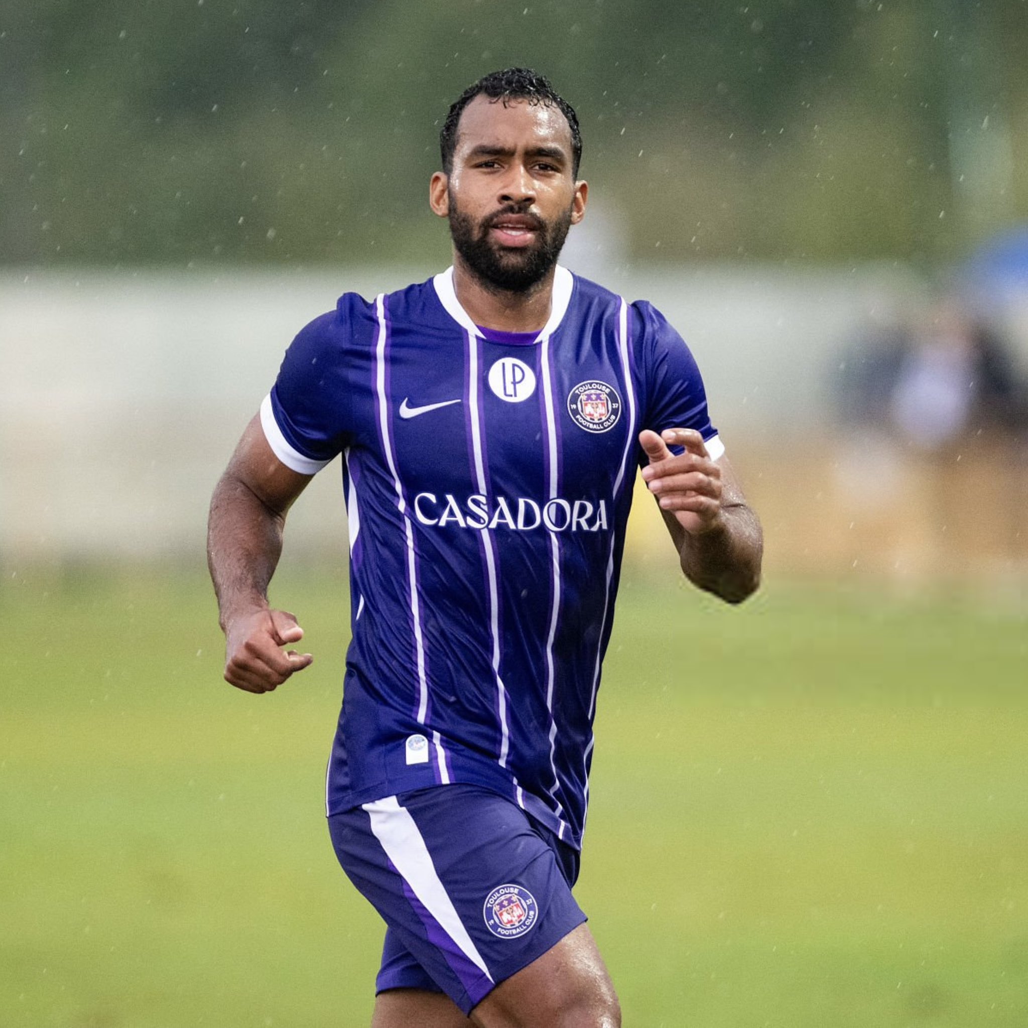 🚨 Le RC Lens cible Cristian Casseres 🇻🇪 pour remplacer Sangaré ! ❤️💛

...