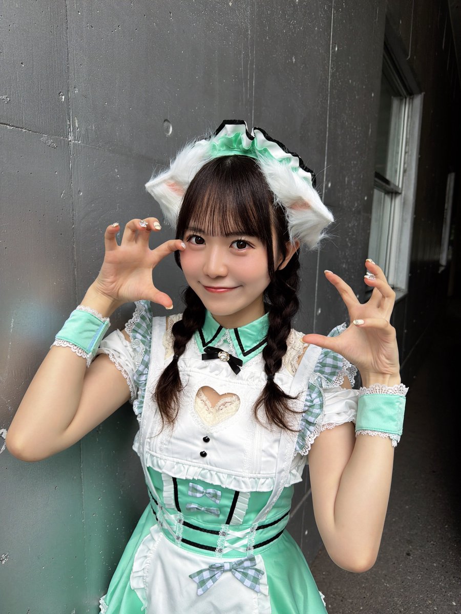オンラインチェキサイン会の 受付が開始されましたー！🫧🎀 サイン