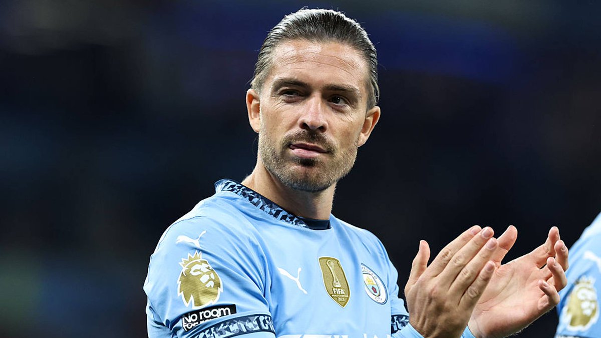 WePlayFPL's tweet photo. Jack Grealish is still not in Man City’s preseason group. After a 2025-26 loan at Everton and an injury in January, he’s rebuilding fitness at RCD Mallorca. City face a decision as his contract runs out in 2026-27. 🔵 #EPL https://t.co/LE1rO9v5Vu