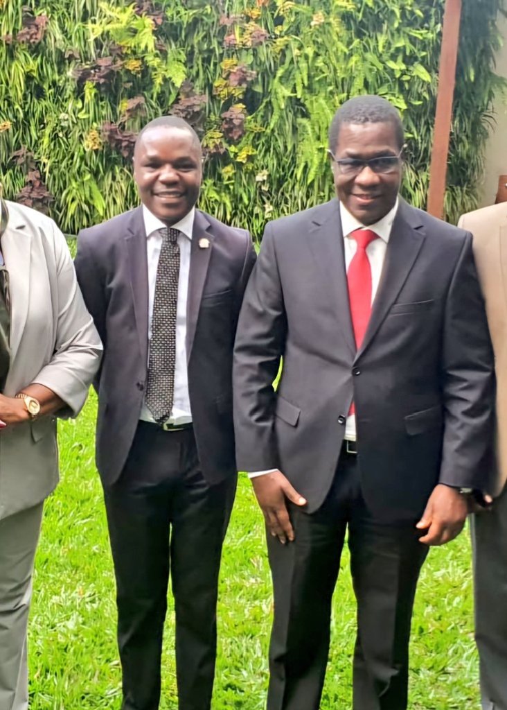 georgediano's tweet photo. They were supposed to switch off the power on Tuesday when Sifuna was addressing the nation, but since it is Opiyo Wandayi, a man who thinks in installments, confusion was inevitable. His PA on the other hand was busy attending to his grandmother's cat Medusa, which recently gave birth to epileptic kittens. Chesaa!!