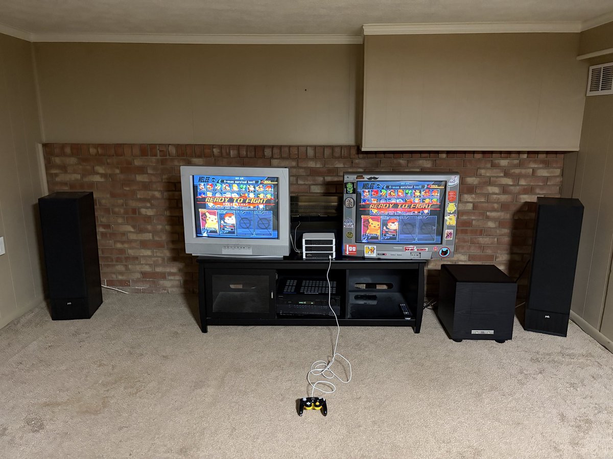 blesse808's tweet photo. I bought a house recently and that’s cool an all but check out my 7.1 surround sound, dual mega CRT Melee setup 🙏

And no I don’t have any chairs. https://t.co/KQ3F4Khdkb