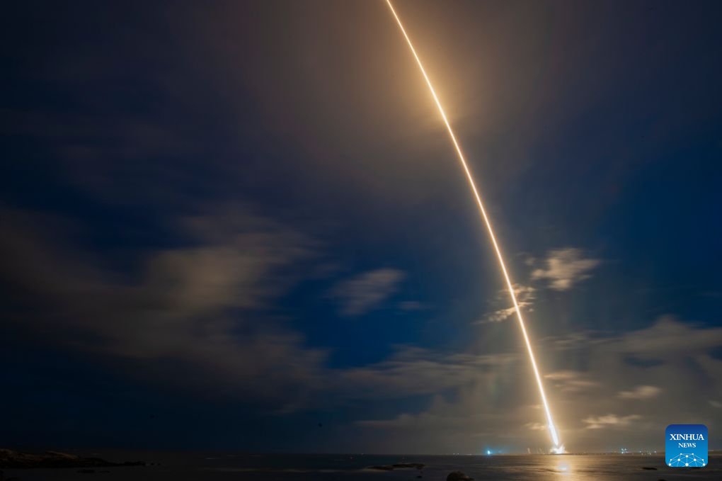 China sent a new data relay satellite, Tianlian III-01, into orbit