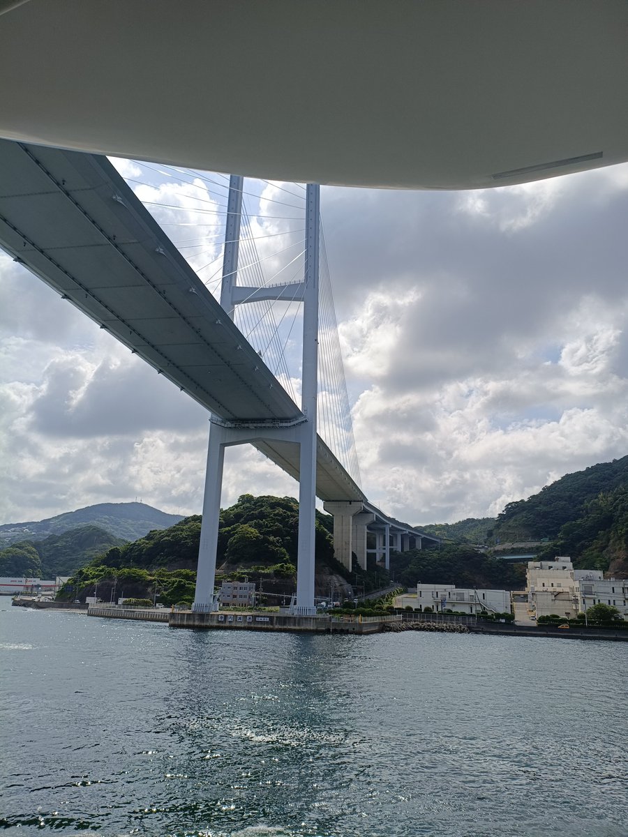 binbono1's tweet photo. 女神大橋

#diamondprincess
#ダイヤモンドプリンセス
#プリンセスクルーズ 
#M620プリンセス
#M621プリンセス https://t.co/S9UirIvHqA