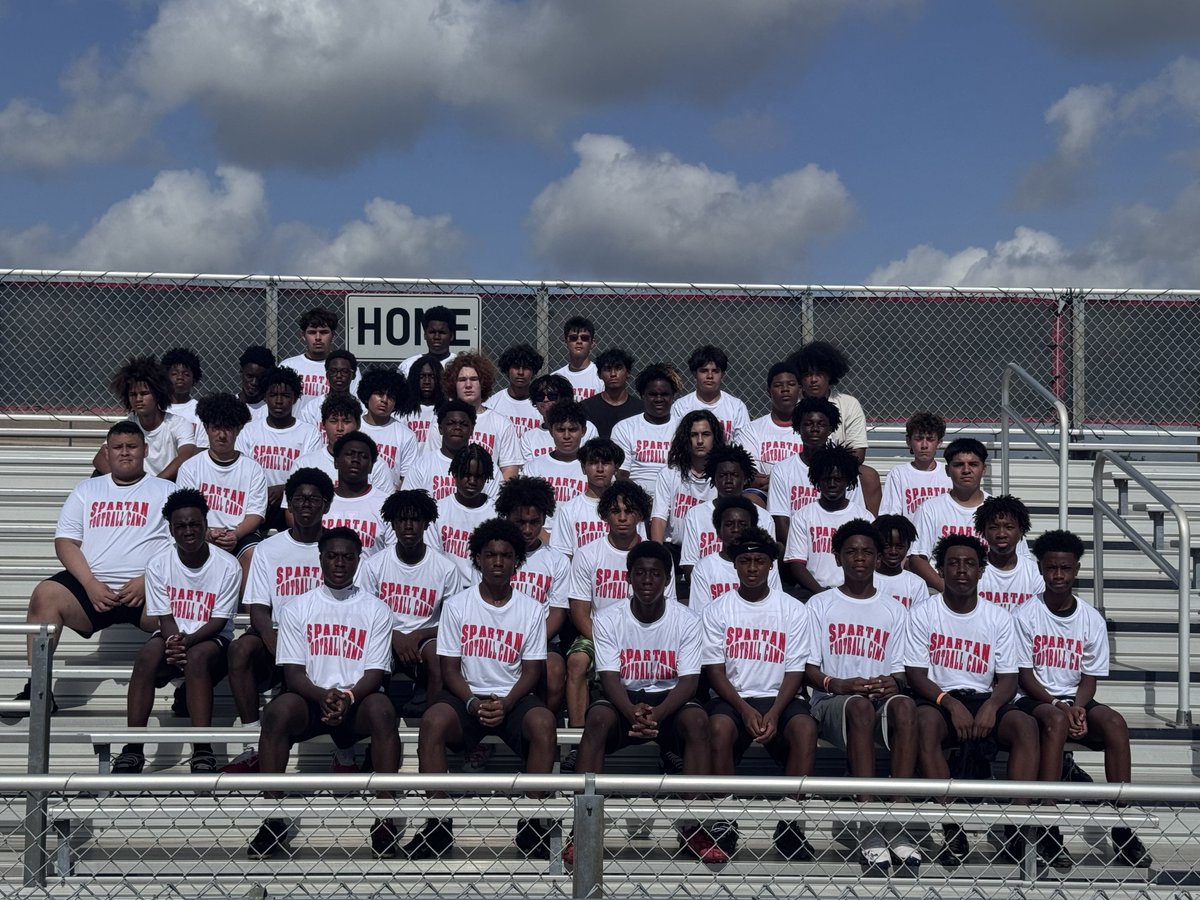 CyLakes_FB's tweet photo. We appreciate all the hard work our future Spartans put in at football camp this week! Your effort, dedication, and commitment did not go unnoticed. Keep working, keep improving, and we'll see you back on the field soon. @lakes_athletics  #WAWG #TIS https://t.co/CTZUPXJfcp