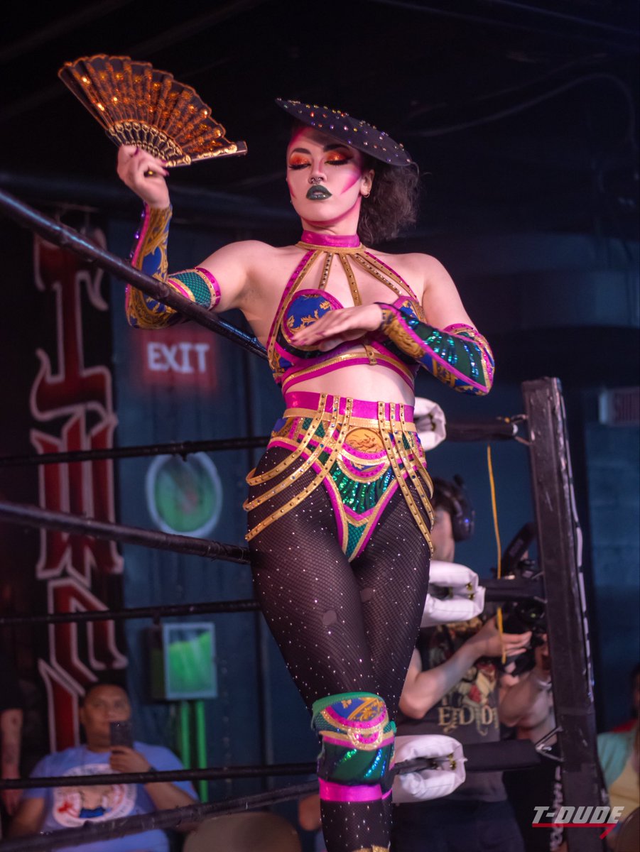 nixi_pw's tweet photo. This fat bitch is out of your league 😚 https://t.co/E66xq2U7L1