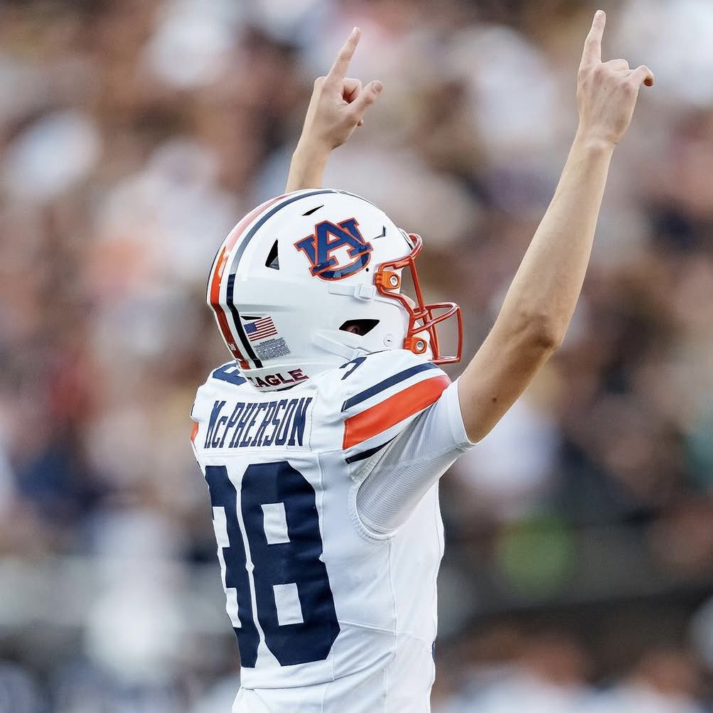 WarBlogle's tweet photo. Days to kickoff: Alex McPherson (#38, SR K) #auburn #wareagle https://t.co/0XOPrNo0Q9